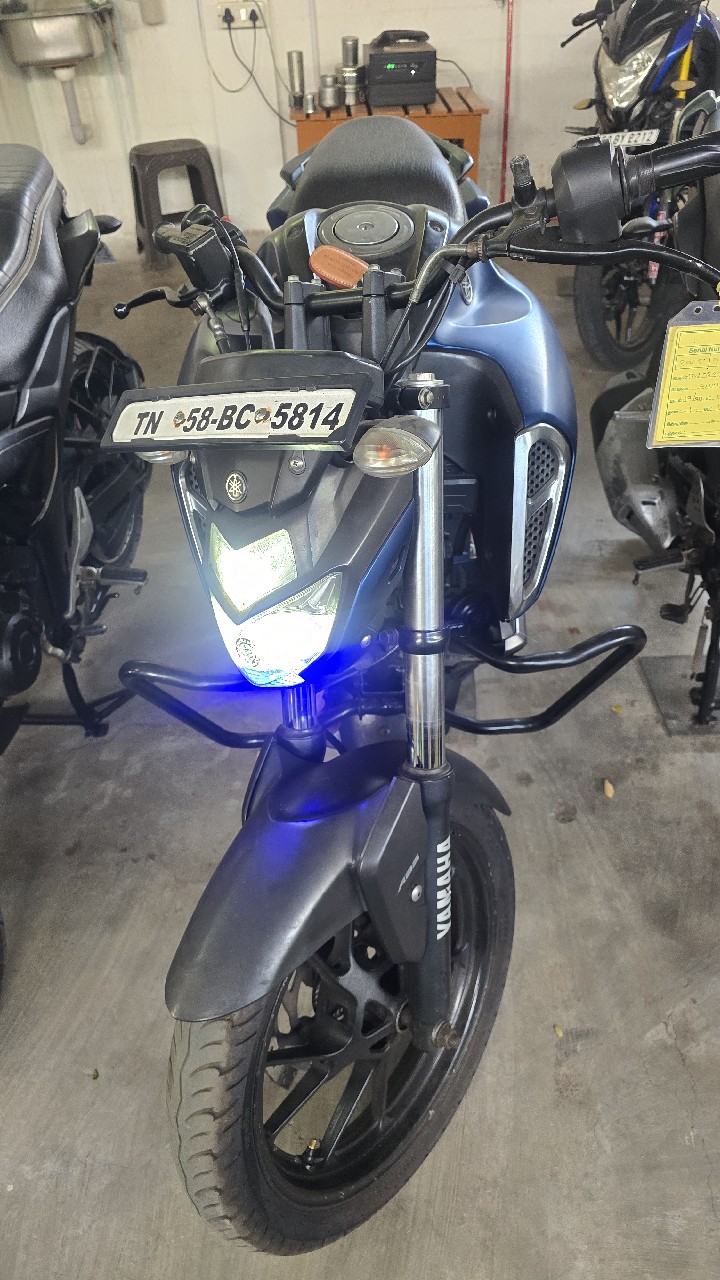 YAMAHA FZ S